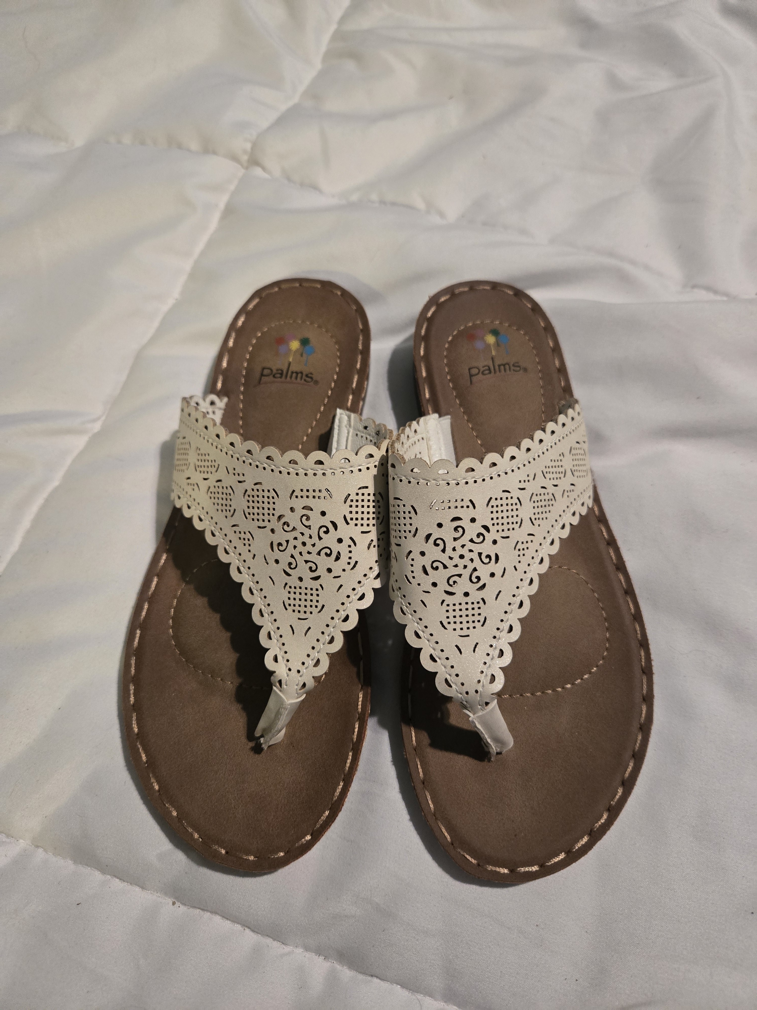 Palms Women's Cream Laser-Cut Toe-Post Sandals